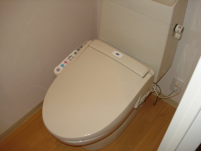 トイレ　シャワー付トイレ