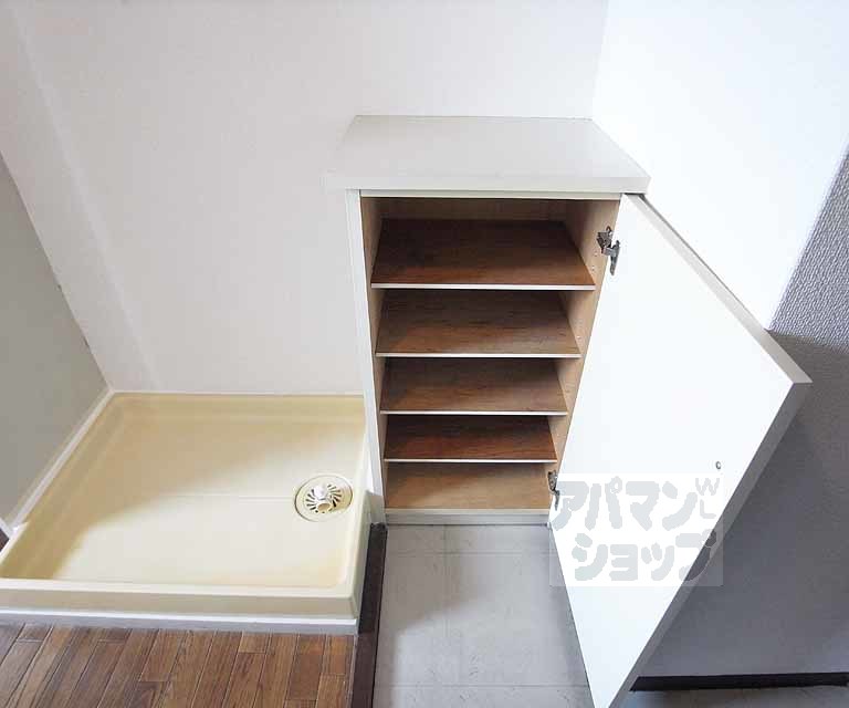 収納　靴箱です。