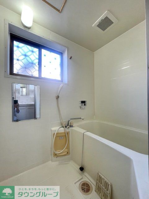 ＪＲ総武線 西船橋駅 徒歩9分 2階建 築32年の風呂写真