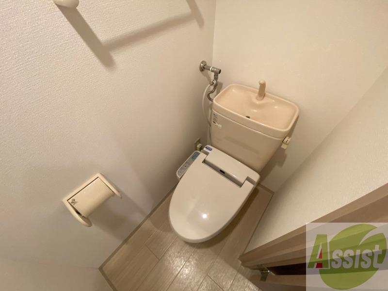 地下鉄東豊線 新道東駅 徒歩5分 4階建 築25年のトイレ写真