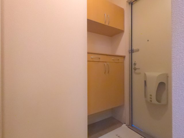 セジュール・WSの玄関写真