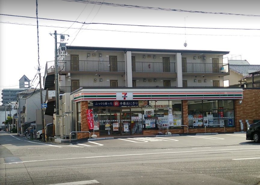 コンビニ　セブンイレブン広島都町店（コンビニ）まで144m
