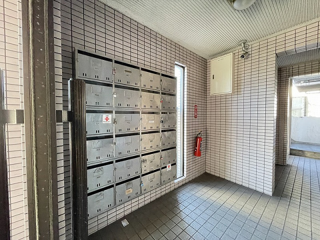 R73番館の外観写真