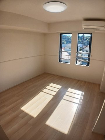 居室・リビング　おしゃれな居間です