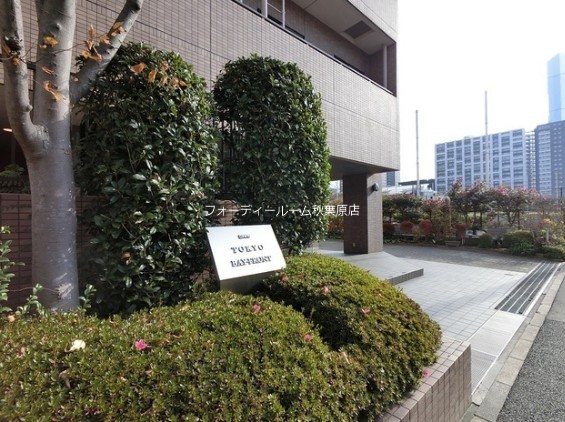 ルミネ東京ベイフロントの外観写真