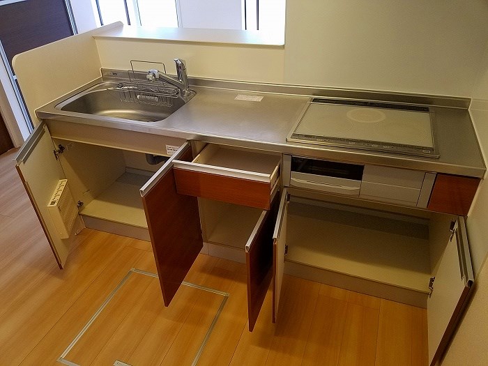 キッチン　同物件別部屋参考写真です