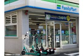 コンビニ　ファミリーマート 幅下一丁目店（コンビニ）まで124m