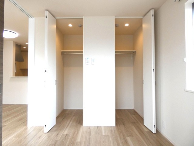メゾンペールIIの内装写真