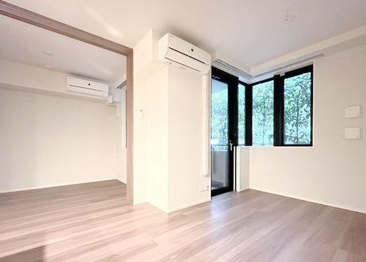 居室・リビング　別タイプ部屋　参考写真です