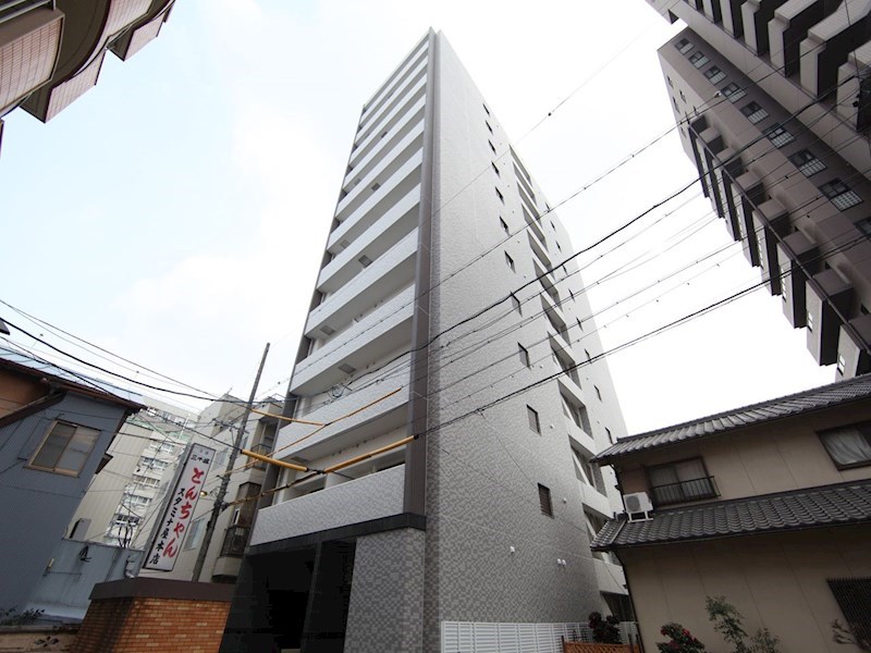 建物外観　外観　オートロック　防犯カメラ　宅配ＢＯＸ　全部屋角部屋