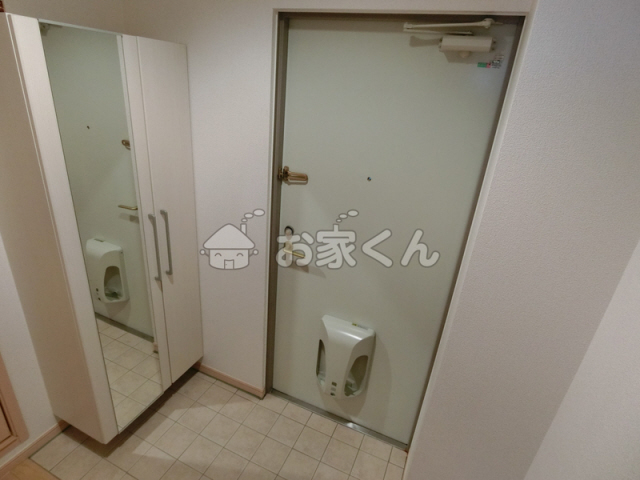玄関　シューズボックス付き玄関