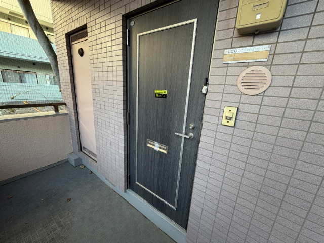 ジェイワンヒルズ西船の玄関写真