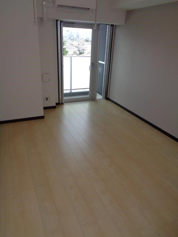 居室・リビング　※同タイプの別のお部屋です。