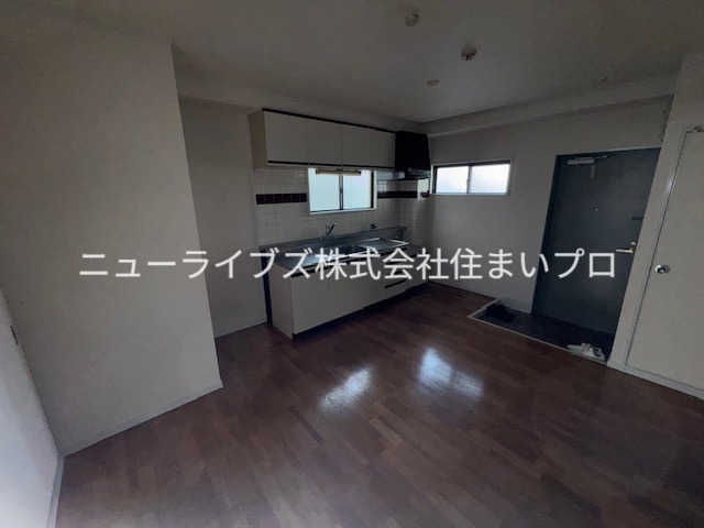 ラリーブコートの居間写真