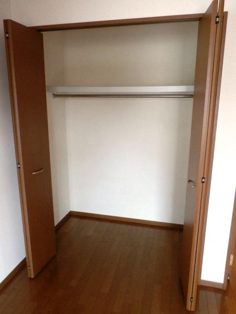 収納　洋室クローゼット