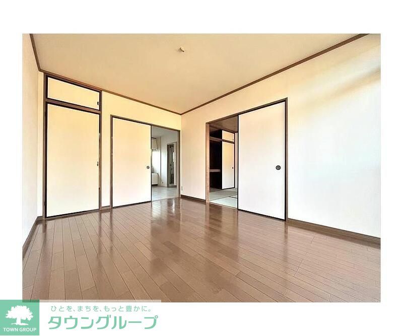 居室・リビング　明るい印象のお部屋です♪