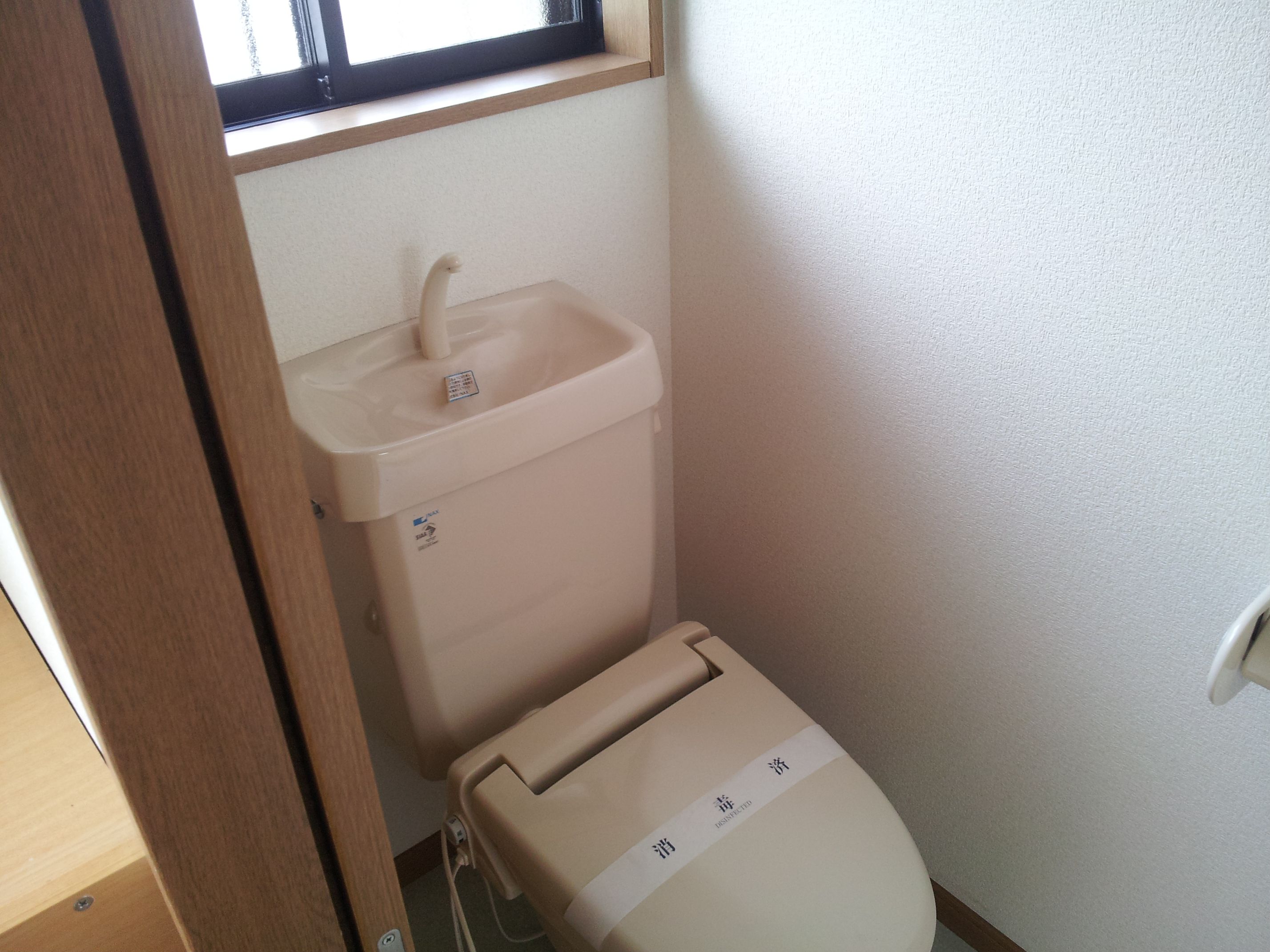 ＪＲ信越本線 北高崎駅 徒歩26分 2階建 築27年のトイレ写真