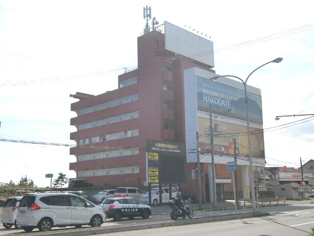 【函館市高松町のマンションの建物外観】