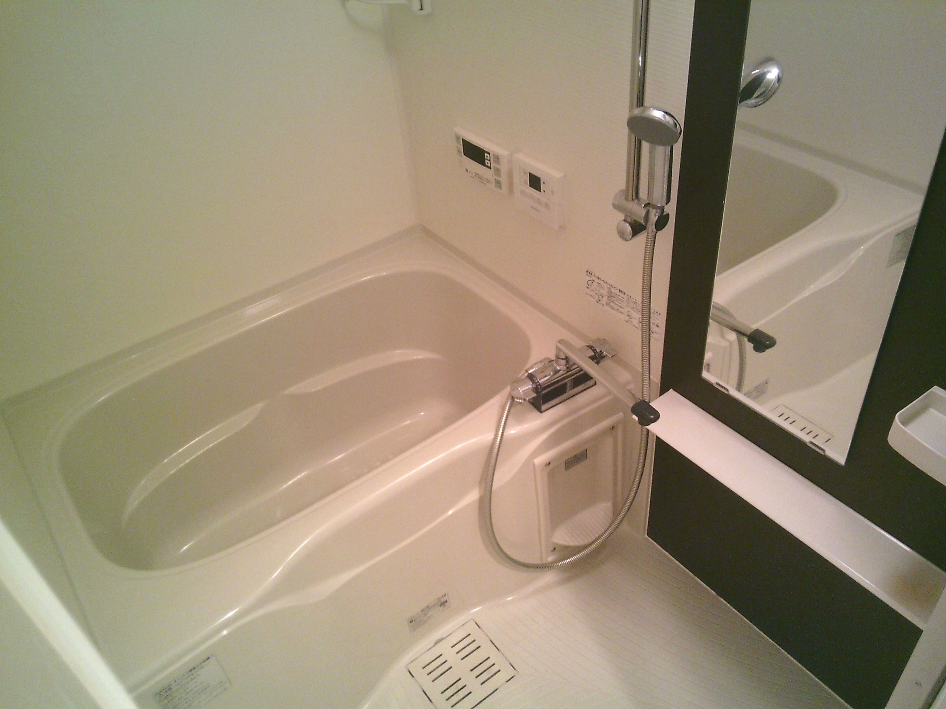 バス・シャワールーム　バスルーム