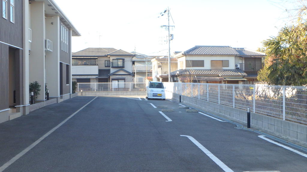 【カルム藤の駐車場】