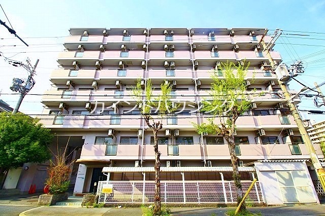 大阪市住之江区新北島のマンションの建物外観