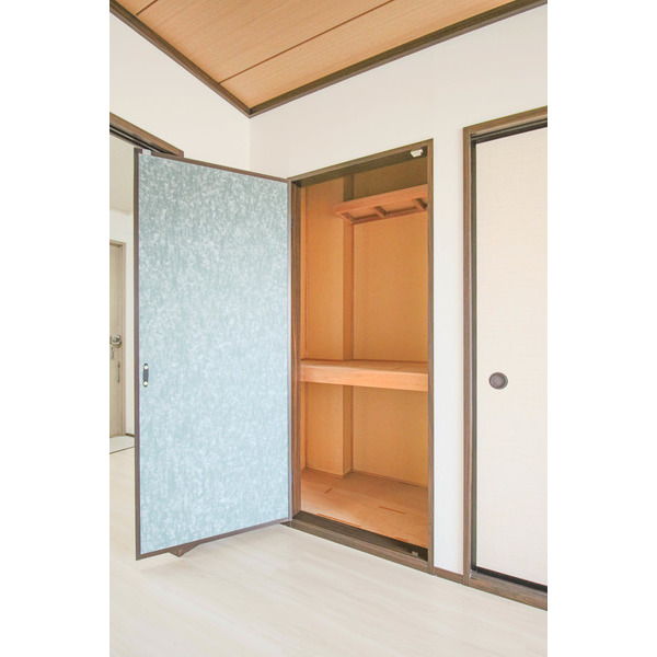 収納　同じ建物の別なお部屋