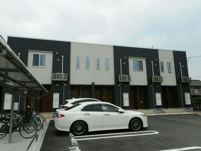 福山市松永町のアパートの建物外観