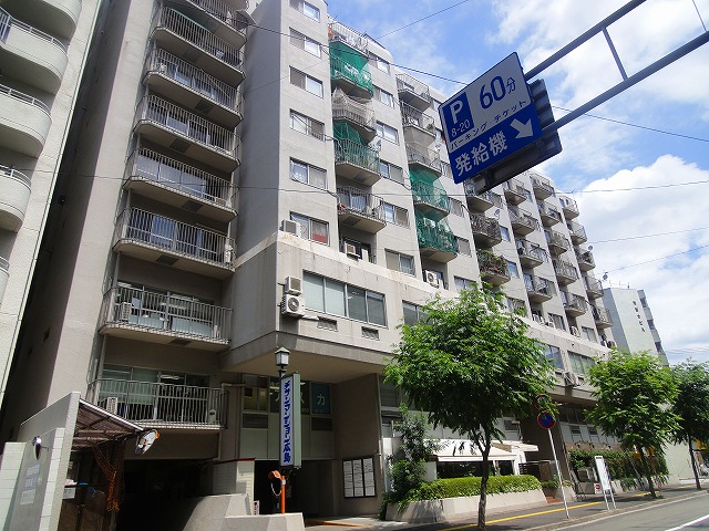 チサンマンション広島の建物外観