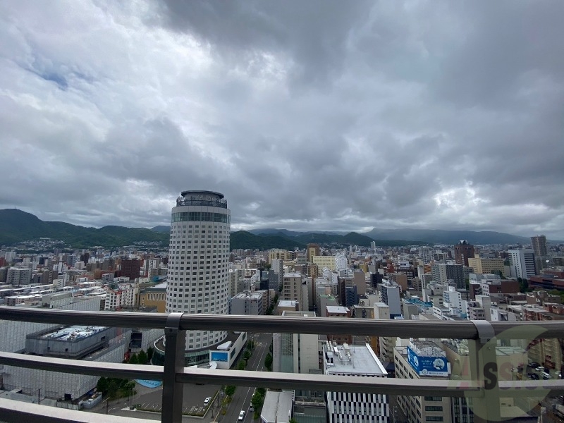 【札幌市中央区南二条西のマンションの眺望】