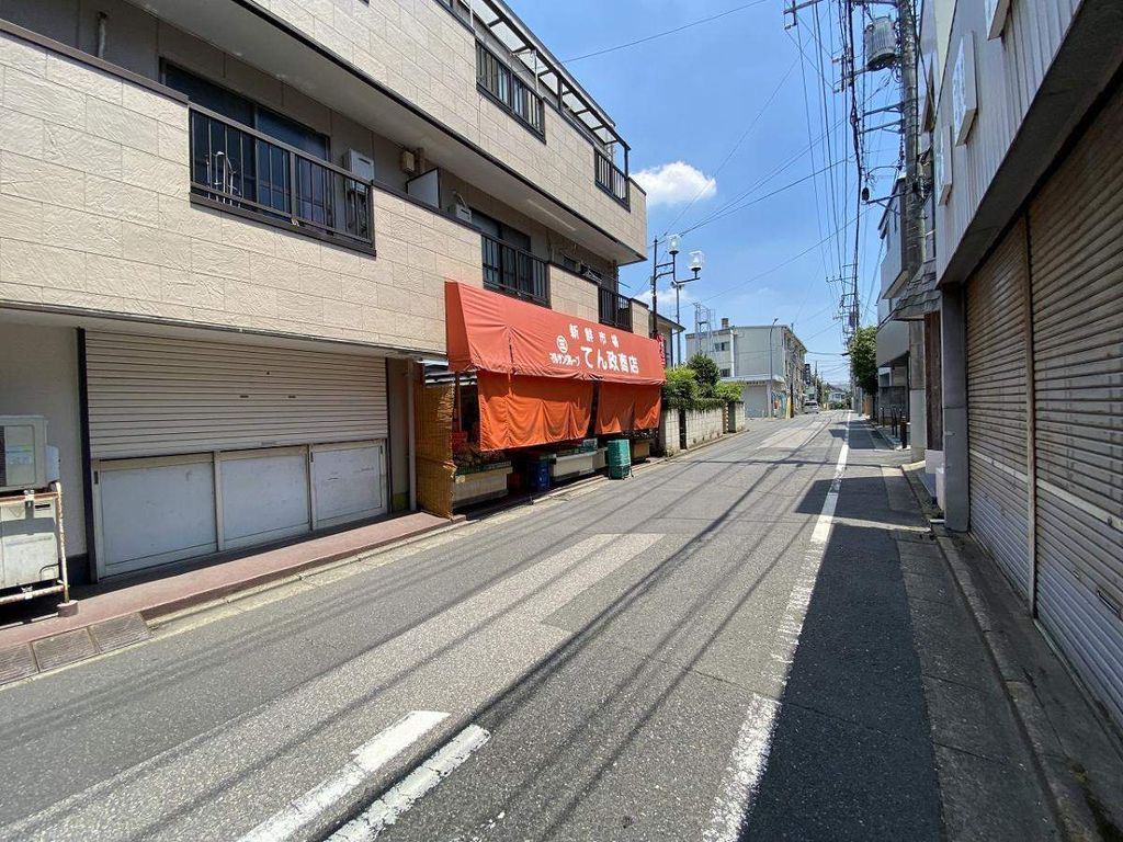 【さいたま市浦和区岸町のマンションのスーパー】