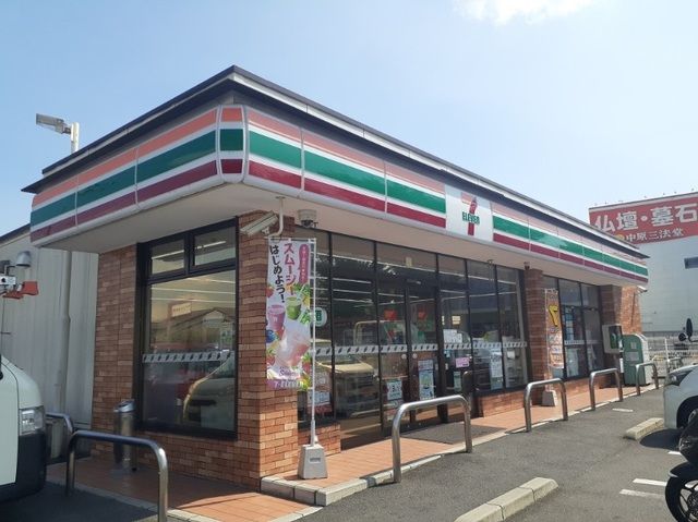 【Ｋ’ｓハイツ西川原　Ｂのコンビニ】