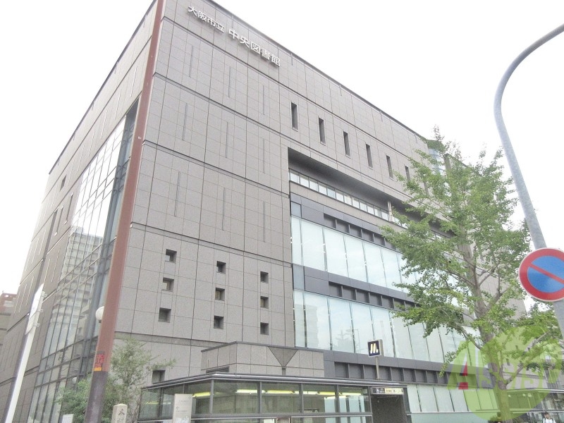 【大阪市西区北堀江のマンションの図書館】