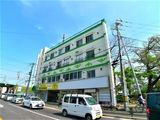 【東大和市清水のマンションの建物外観】