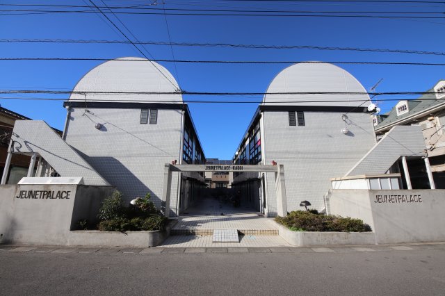 【ジュネパレス門井II　B棟の建物外観】