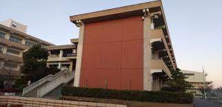 中学校　一宮市立尾西第一中学校（中学校）まで2024m