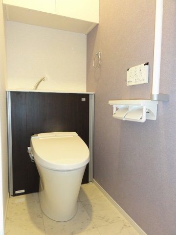 トイレ　落ち着いたトイレです