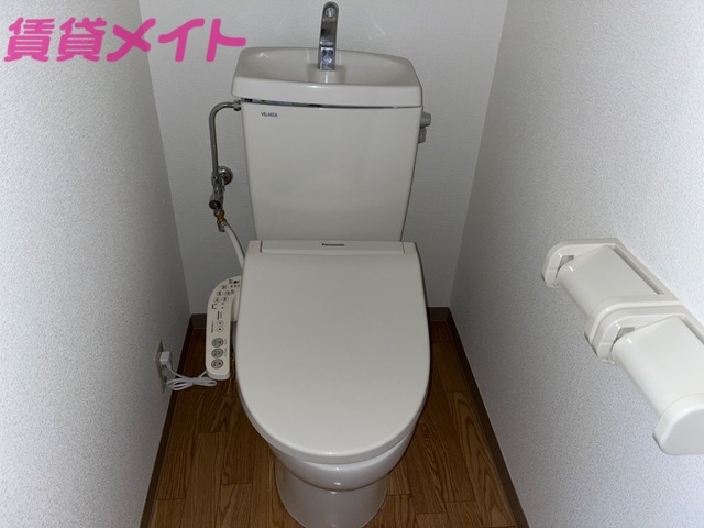 トイレ　別部屋同型タイプ