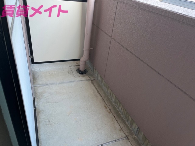 バルコニー　別部屋同型タイプ