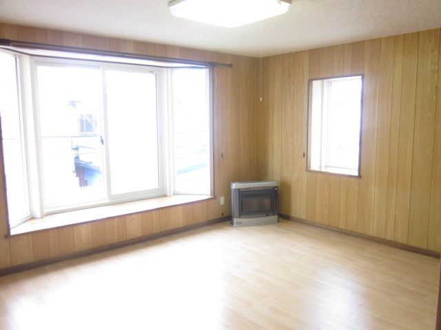 居室・リビング　居間