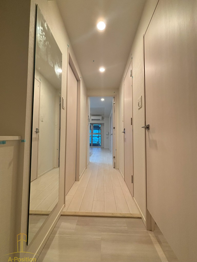 玄関　スプランディッド上本町WEST