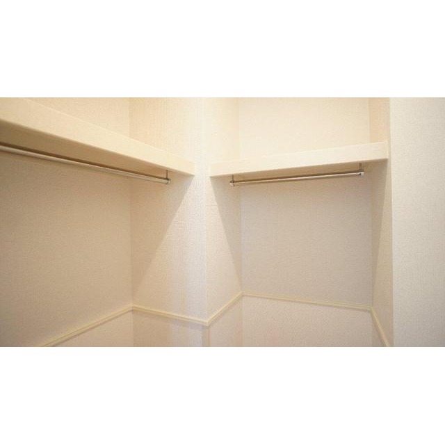 収納　ウォークインクローゼット
