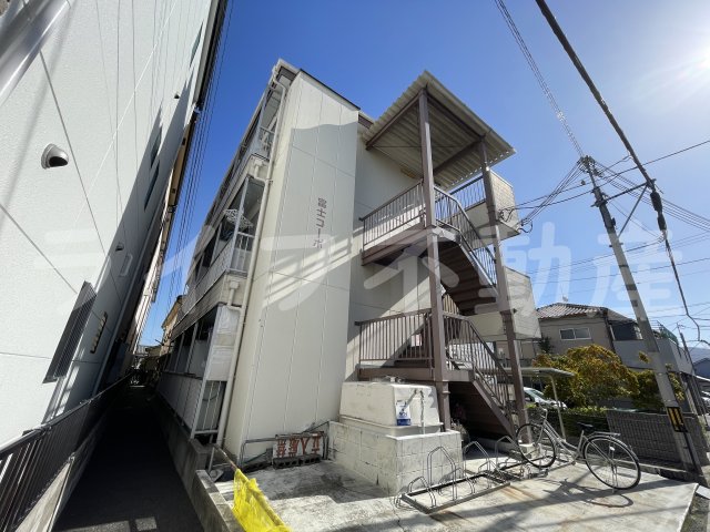 建物外観　外観は落ち着いています