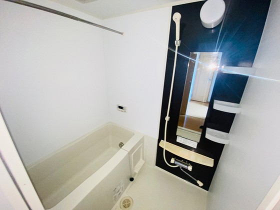 バス・シャワールーム　※別号室の写真です