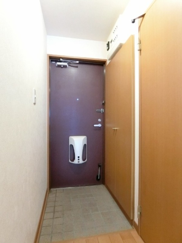 玄関　図面と現状に相違がある場合には現状を優先