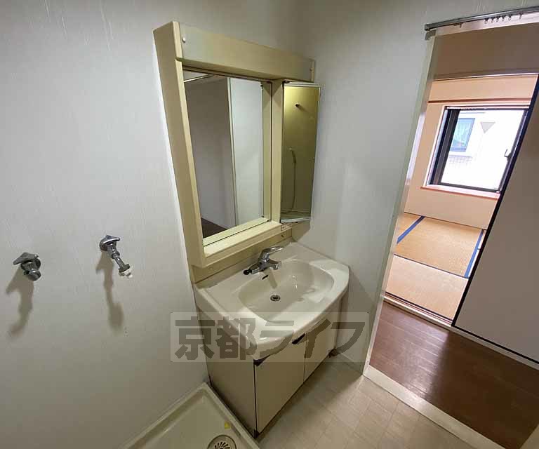 洗面設備　独立洗面台