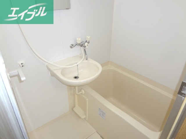 バス・シャワールーム　バス