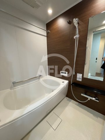 バス・シャワールーム　ソルティア東梅田　浴室