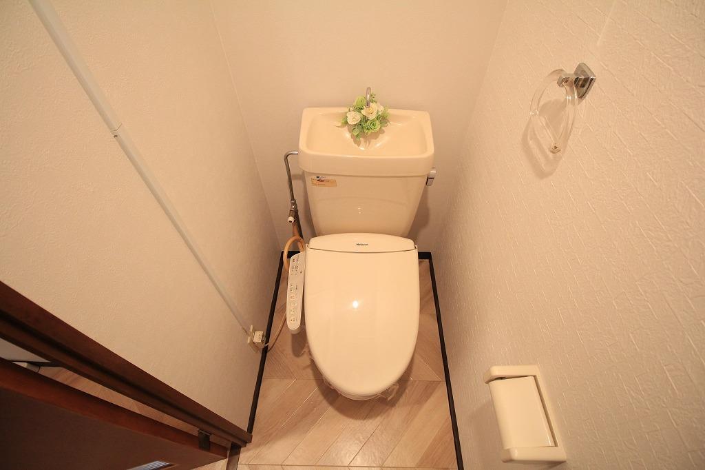 トイレ　家具、小物類は設備外