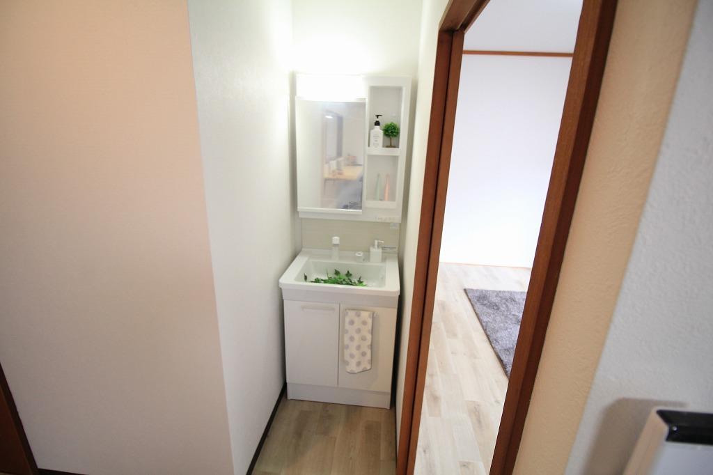 洗面設備　家具、小物類は設備外