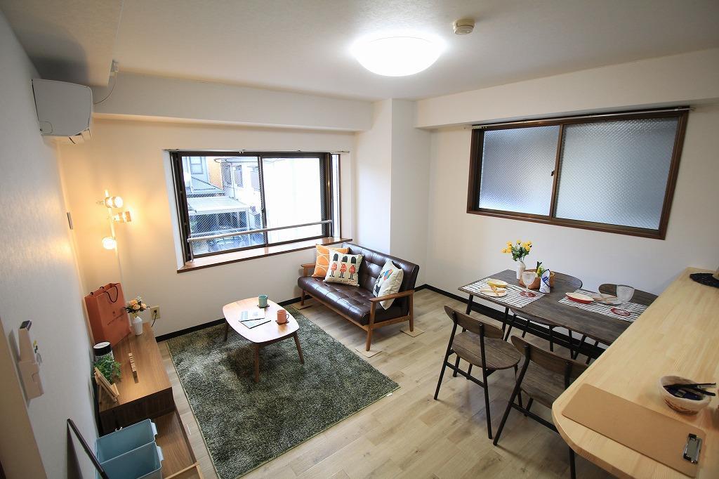 居室・リビング　家具、小物類は設備外